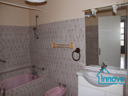 1er-etage-t3-avec-terrase-a-renover