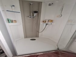 -chambre-habitat-leger-32-lac