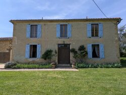 country-house-with-pyrenees-views