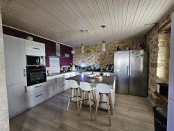 salle-a-manger-maison-principale