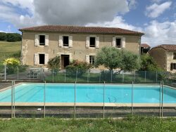 piscine-olivier-au-sud-de-la-maison