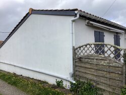 cote-jardin-entree-voiture