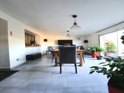 cuisine-equipee-semi-ouverte