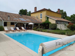 terrasse-avec-vue-piscine