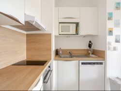 residence-standing
