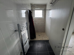 salle-d-eau-et-bain-commune-