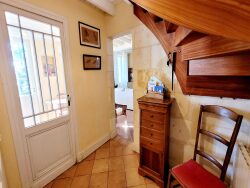 escalier-vu-du-salon