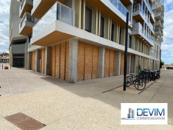 facade-commerce-lot-n2