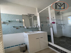 coin-wc-dans-la-salle-d-eau-