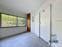 entree-du-batiment