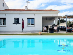 maison-vue-de-la-piscine