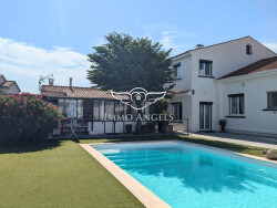 maison-vue-de-la-piscine