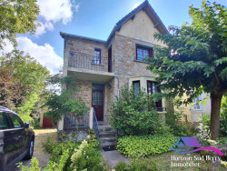 vue-du-terrain-devant-garage