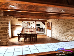 salle-de-restaurant-avec-insert