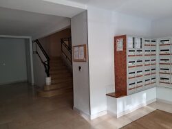 couloir-desservant-les-pieces-