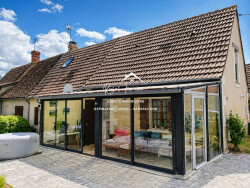 terrasse-a-l-arriere-de-la-maison