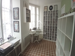 bureau-avec-rangements-