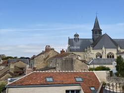 chateau-dans-le-village