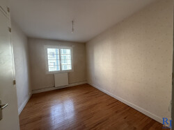 cuisine-avec-balcon-sur-cour-interieure