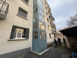 espace-velos-dans-la-cour