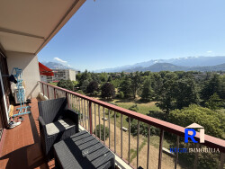 cuisine-recente-et-ouverte-sur-le-sejour