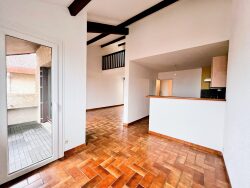 chambre-sud-a-l-etage-placard