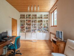 bibliotheque-integree-chambre-rdc