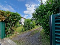 cuisine-equipee-ouverte-sur-salon