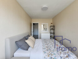 chambre-1-face-a-l-entree-