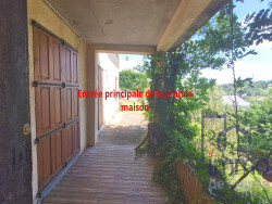 maison-en-face-