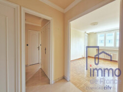 entree-vue-espace-cuisine