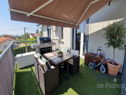 entree-et-cuisine-equipee-meublee