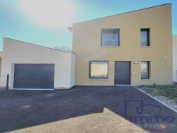 piece-de-vie-donnant-sur-exterieur