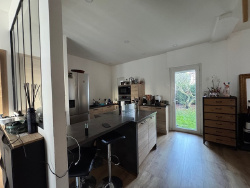 chambon-feugerolles-maison-etages