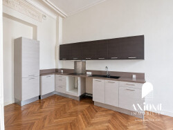 chambre-avec-mezzanine-et-placard