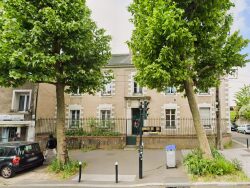 bureau-1