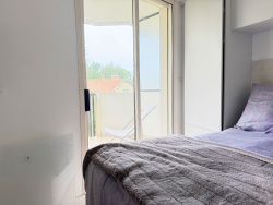 image-balcon-meuble-avec-ia