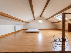 chambre-mansardee-suggestion-ia