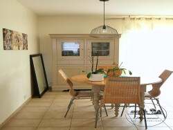 cuisine-ouverte-amenagee-et-equipee