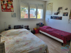 placard-integre-dans-chambre