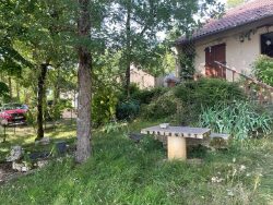 photo-arriere-de-la-maison-