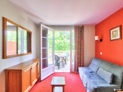 sejour-coin-repas-gauche