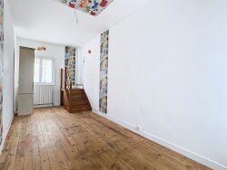 chambre-face-escalier-gauche