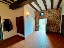 maison-a-vendre-courcite-salon