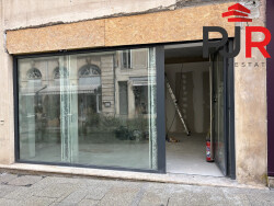 facade-en-cours-de-modernisation---lp905