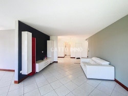 vue-depuis-balcon-vers-sejour---sam