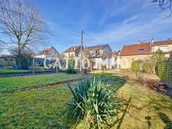 vue-du-fond-du-jardin