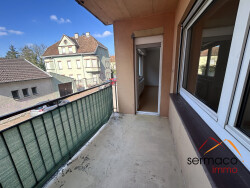 balcon-genere-par-l-ia