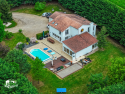 terrasse-depuis-la--cuisine