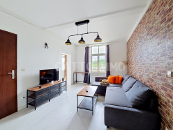 bureau-avec-acces-blacon